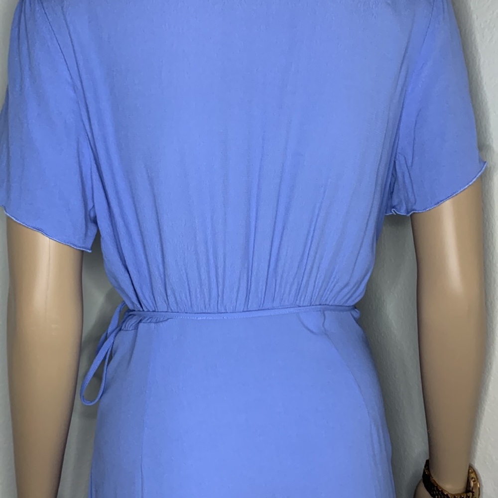 Dress - Picture 8 of 9